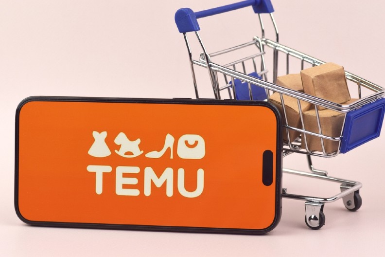 Naručila je ukras sa Temua za 700 dinara, nije mogla da veruje kad je otvorila paket (VIDEO)