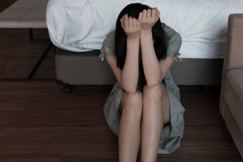 SILOVAO ĆERKU ČETIRI GODINE Uhapšen otac maloletnice u Mirijevu