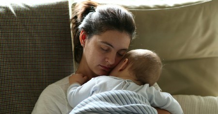 SVI KAŽU DA ĆE JE STIĆI KAZNA BOŽJA ZBOG IMENA KOJE JE DALA SINU "Ti si nemajka i zaslužuješ sve najgore"