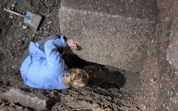 OTKRIVEN GROB SVETOG NIKOLE?! Nećete verovati blizu koje crkve je pronađen sarkofag! (FOTO)