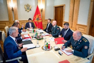 SPAJIĆ SE NIJE POJAVIO NA SEDNICI SAVETA ZA ODBRANU I BEZBEDNOST Milatović: Premijer nije dorastao funkciji koju obavlja