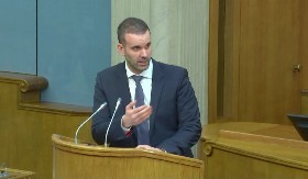 SPAJIĆEV KABINET UZVRAĆA UDARAC: Predsednik države odbija da obezbedi uslove za rad članovima Saveta