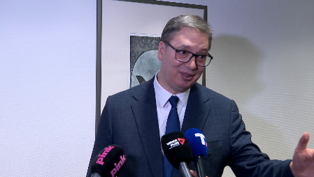 ''STOTINE MILIONA EVRA ULOŽENO DIREKTNO ZA RUŠENJE I PROMENU VLASTI U SRBIJI'' Vučić o finansiranju pokušaja obojene revolucije