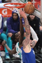 OLIMPIJAKOS SE POJAČAO PRED ZVEZDU Milutinov dobio konkurenciju iz NBA