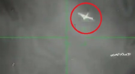 JAVNOST JE SVE VIŠE UZNEMIRENA, A VLASTI ĆUTE KAO DA JE NEKA TAJNA! Za to vreme mediji bruje o misterioznim letelicama u SAD i Velikoj Britaniji