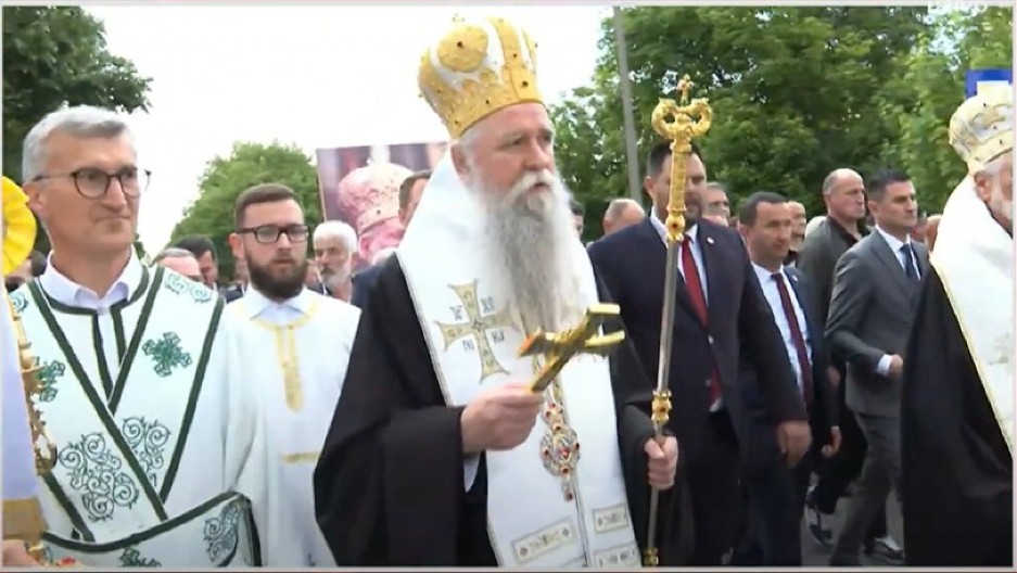 VELIČANSTVENA LITIJA U NIKŠIĆU Mitropolit Joanikije: Sveti Vasilije objedinjuje ne samo Hercegovinu i Crnu Goru već i sve srpske zemlje