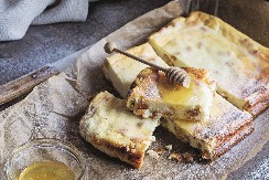 PEČENI KOLAČ OD SIRA Desert koji se topi u ustima, po receptu bez premca