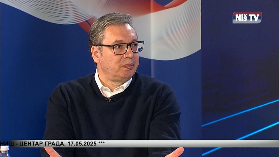 VUČIĆ O POVEĆANJU PLATA I PENZIJA Bukvalno su razarali zemlju, trebalo je penzije da povećamo 12, a plate 8 odsto, a sada...