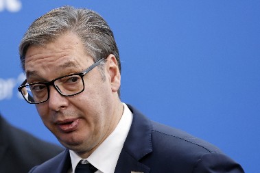 OTKRIVENE LAŽI ŠOLAKOVIH MEDIJA! Izmislili razlog zašto episkopi nisu bili na ručku kod Vučića, a narod je video pravu istinu - domaćin nije bio u zemlji!