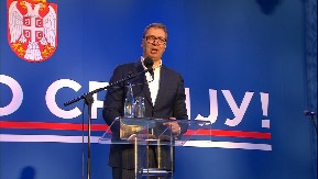 VUČIĆ SAOPŠTIO SJAJNE VESTI NIŠLIJAMA: Prevoz će biti besplatan, osnovci dobijaju na poklon udžbenike!