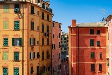 NIKO NIJE VEROVAO DOK NIJE USPELA Rubia kupila šest kuća u Italiji za 6 evra