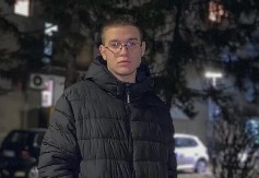 „KAD BIH DA IDEM I IDEM, ALI STALNO U NEBO POGLEDAМ“ Potresne reči majke nastradalog Marka (20) koji je poginuo u nesreći kod Leskovca