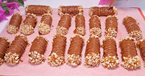 NEODOLJIVI ČOKOLADNI KANOLI Treba vam samo 3 sastojka, a gotovi za 10 minuta, prste da poližete