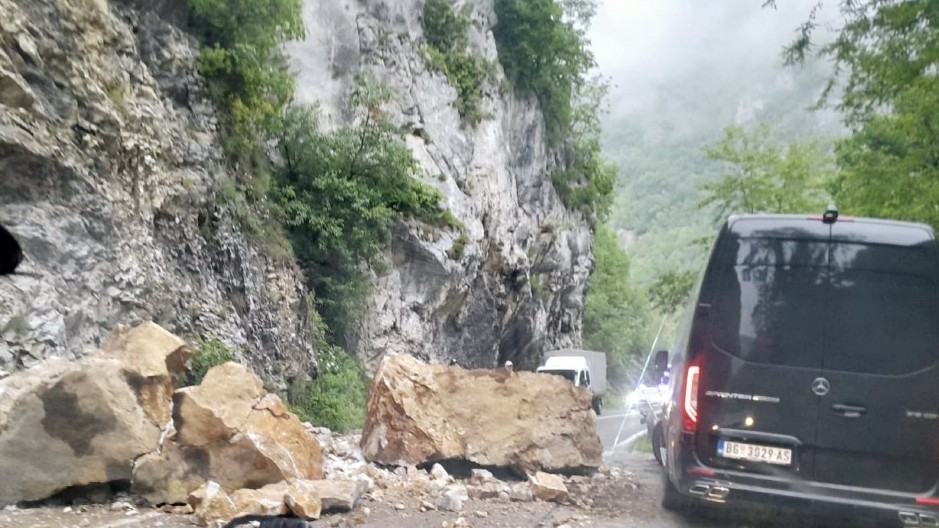 OPASNOST NA PUTU ZBOG NEVREMENA Nadležni objavili apel