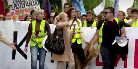 SABORAC IZ LONDONA Ko su i šta rade "stručnjaci" sa ostrva, koji diktiraju poteze blokadera foteljaša