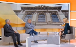 JEDNOG STUDENTKINJE PRIJAVLJIVALE ZA ZLOSTAVLJANJE: "OSTALA SAM TRUDNA..."! DRUGI TVRDI DA JE "KOSOVO NEZAVISNA DRŽAVA..." Pogledajte ko podržava blokadere foteljaše (VIDEO)