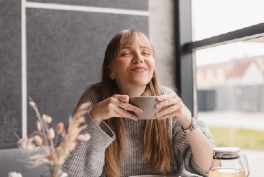 NEĆE VAM TREBATI BOTOKS  Dodajte samo 1 sastojak u kafu i gledajte kako se vaša koža menja