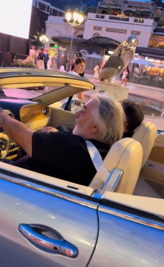 BOBA ŽIVOJINOVIĆ U CENTRU SVETSKE ELITE Provozao besnu mašinu od 400.000 evra! (VIDEO)