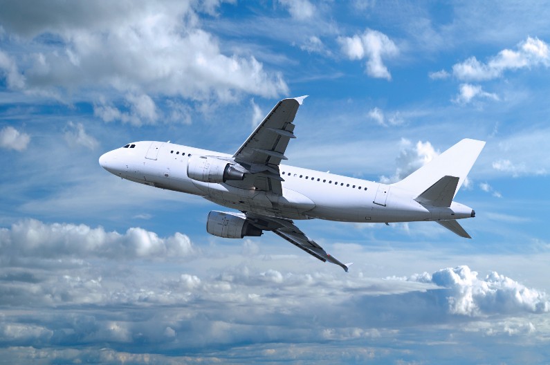 PREDSEDNIČKI AVION IMAO INCIDENT! Otkazao deo stajnog trapa, najavljena istraga u Monroviju