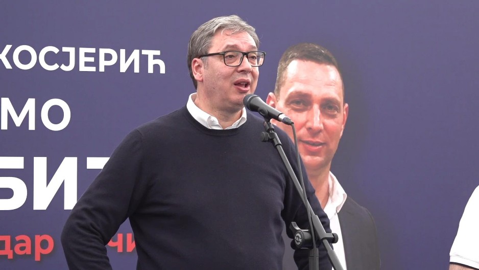 "SRBIJU ĆEMO ZAJEDNO DA ČUVAMO, NE DAMO JE!" Vučić se obratio građanima: Želim da pažnju posvećujem onima koji hoće da rade, da Srbija bude bolje mesto (VIDEO)
