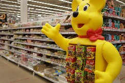 HARIBO POVLAČI BOMBONE IZ PRODAVNICA I u Belgiji u kesama pronađeni tragovi kanabisa