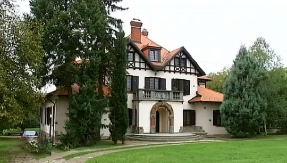 OTKRIVENA TAJNA BEOGRADSKE KULTNE KUĆE Estradnjaci se godinama otimaju oko poznate vile!