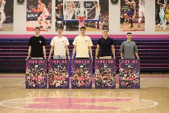 MEGA NASTAVLJA DA POMERA GRANICE Petorica košarkaša odlaze u Ameriku