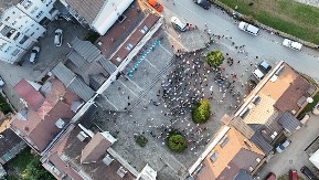 NAROD VAS NEĆE! Raspad završne blokaderske konvencije u Kosjeriću! Jedva se okupilo tristotinjak ljudi (FOTO)