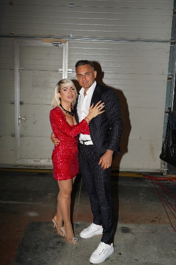 NIJE MOGLA VIŠE DA IZDRŽI Jovana Jeremić se oglasila nakon što je njen bivši muž pokazao novu devojku (FOTO)