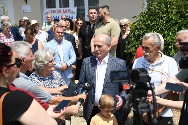 MILAN KRKOBABIĆ OTKRIVA: OVO JE OPROBAN RECEPT ZA USPEŠNO SELO! Ministar u poseti Opštini Kanjiža i njenim selima (VIDEO)