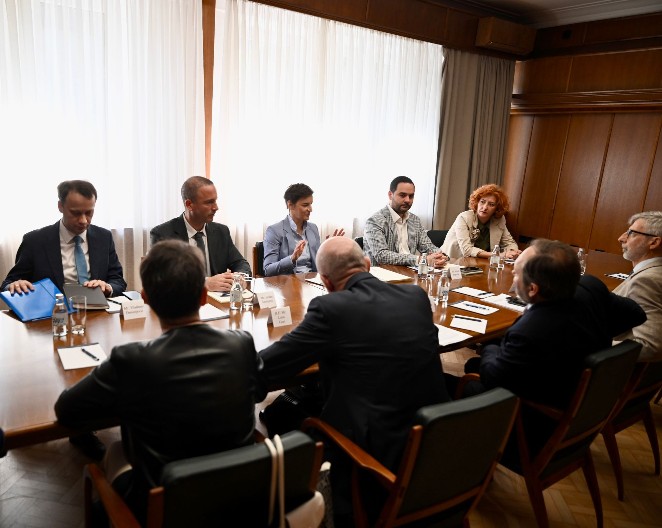 BRNABIĆ SA AMBASADORIMA KVINTE I EU Poseban naglsak na usaglašavanja sa evropskim standardima i punom primenom preporuka ODIHR