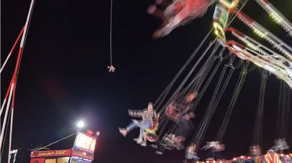 OGLASIO SE MUP U VEZI NEZGODE SA RINGIŠPILOM U UGRINOVCIMA Povređeno je više osoba, a među njima i dvoje dece