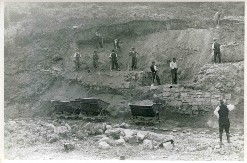 ZANIMLJIVA IZLOŽBA OTVARA SE U NARODNOM MUZEJU Postavka o arheologiji tokom Drugog svetskog rata predstavlja originalne predmete i fotografije