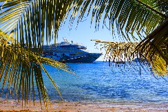 RAJ ZA MILIONERE Tajni grad sa naoružanim stražarima u kome živi oko 200 ljudi (VIDEO)