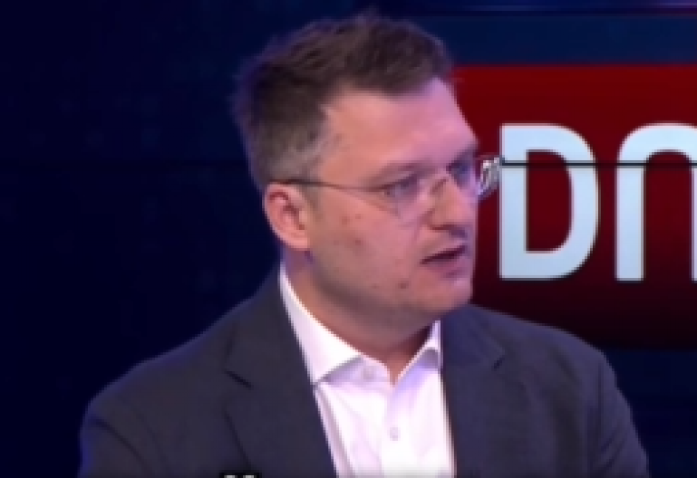 ZAŠTO LAŽEŠ, RAŠO? Direktor Crte izmislio izborne nepravilnosti, NIKO iz opozicije nije podneo NIJEDAN prigovor, svi potpisali zapisnike!