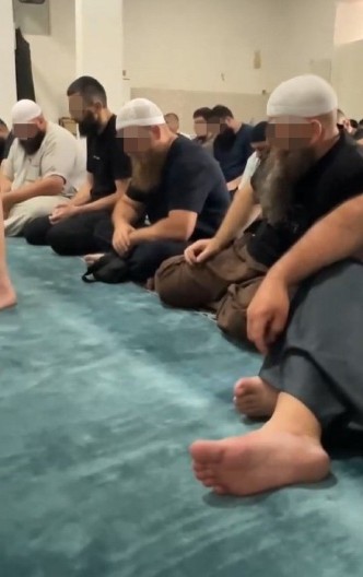 ANB I POLICIJA SPROVELI USPEŠNU AKCIJU: U Crnoj Gori pokušao da propagira radikalnu islamsku ideologiju