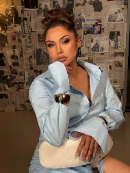 "REŠITE SE OVIH ŠTO VAS NE CENE KOLIKO ZASLUŽUJETE" Nadica Ademov napravila pometnju novom pesmom, kažu da će naslediti hit "Jana 2"