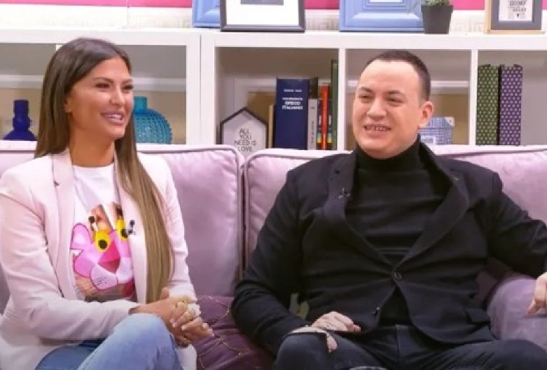 PEVAČ SE RAZVEO OD VODITELJKE PINKA Sada ljubi novu devojku, ista je njegova bivša supruga!