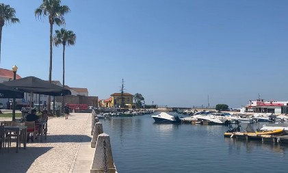 KAFA EVRO, A VINO 2 Ovde je najbolji odmor za male pare, plaže su nestvarne