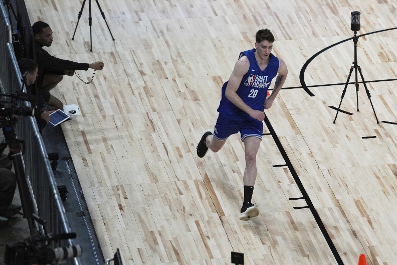 ŠOK ODLUKA Bio siguran pik na NBA draftu, pa se povukao u poslednjem trenutku