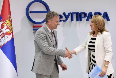 eUprava za sve: Pokrenut projekat za digitalni napredak lokalnih samouprava