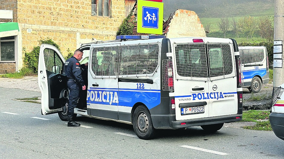 SRBIN NA HEROINU VOZIO KROZ BUDVU Osuđen na 32 dana zatvora, ODAMH ZAVRŠIO U SPUŽU