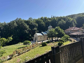 APARTMAN 30 EVRA, A CELA KUĆA ZA 60 EVRA! Planina u srcu Šumadije je pravi raj, a nije paprena (FOTO)