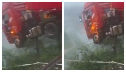 POGLEDAJTE STRAVIČAN SNIMAK Most se srušio pod bujicom – kamion jedva ostao na ivici! (VIDEO)