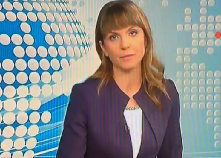 HAOS U DNEVNIKU RTS-A! Voditeljka u totalnom rasulu pred kamerama, gledaoci u šoku (FOTO)