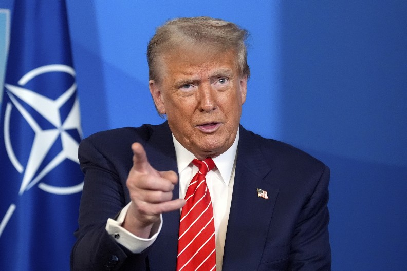 TRAMP SE OGLASIO O KOSOVU I METOHIJI: Američki predsednik otkrio čime se bavi njegova administracija