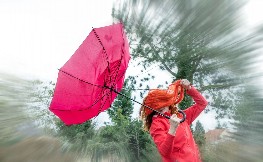 VEČERAS STIŽE OLUJA KAKVA SE NE PAMTI Ova zemlja da se spremi na vetar od 100 km/h, izdato hitno upozorenje