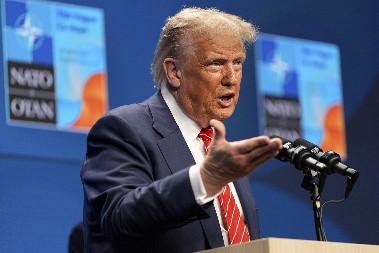 TRAMP DOBIO ZELENO SVETLO ZA UDAR NA IRAN Senat odbio zahtev Demokrata