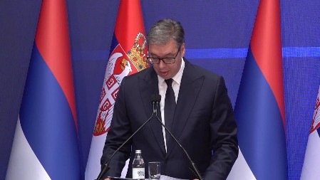 VUČIĆ: Vreme je da počnemo da slavimo život i pobede, da nastavimo da pobeđujemo