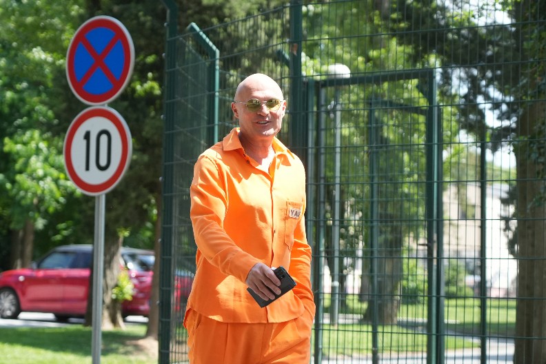 MILI PREKINUO ĆUTANJE! Otkrio sve o spekulacijama da Zvezde Granda napuštaju Pink: "Takmičenje nije..."